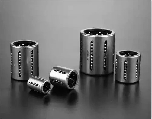 KH0622 KH0824 KH1026 KH1228 KH1428 KH1630 rodamiento lineal de rodillos con acero cromado Gcr15