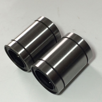 P6 LM8UU Arbusto lineal de 8 mm rodamientos de bolas CNC lineales para varillas