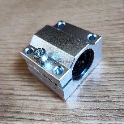 SCS25LUU Rodamiento lineal de 25 mm para router CNC Rodamiento de bola de movimiento lineal de tipo largo