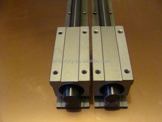 El rodamiento de bolas de movimiento lineal SBR16LUU para el enrutador CNC de jaula de cobre tipo largo