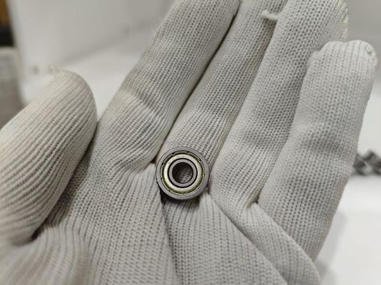 1 8 mm Tamaño del taladro P0 P6 P5 P4 P2 Nivel de precisión de fila única de rodamiento de bolas de ranura profunda 608zz